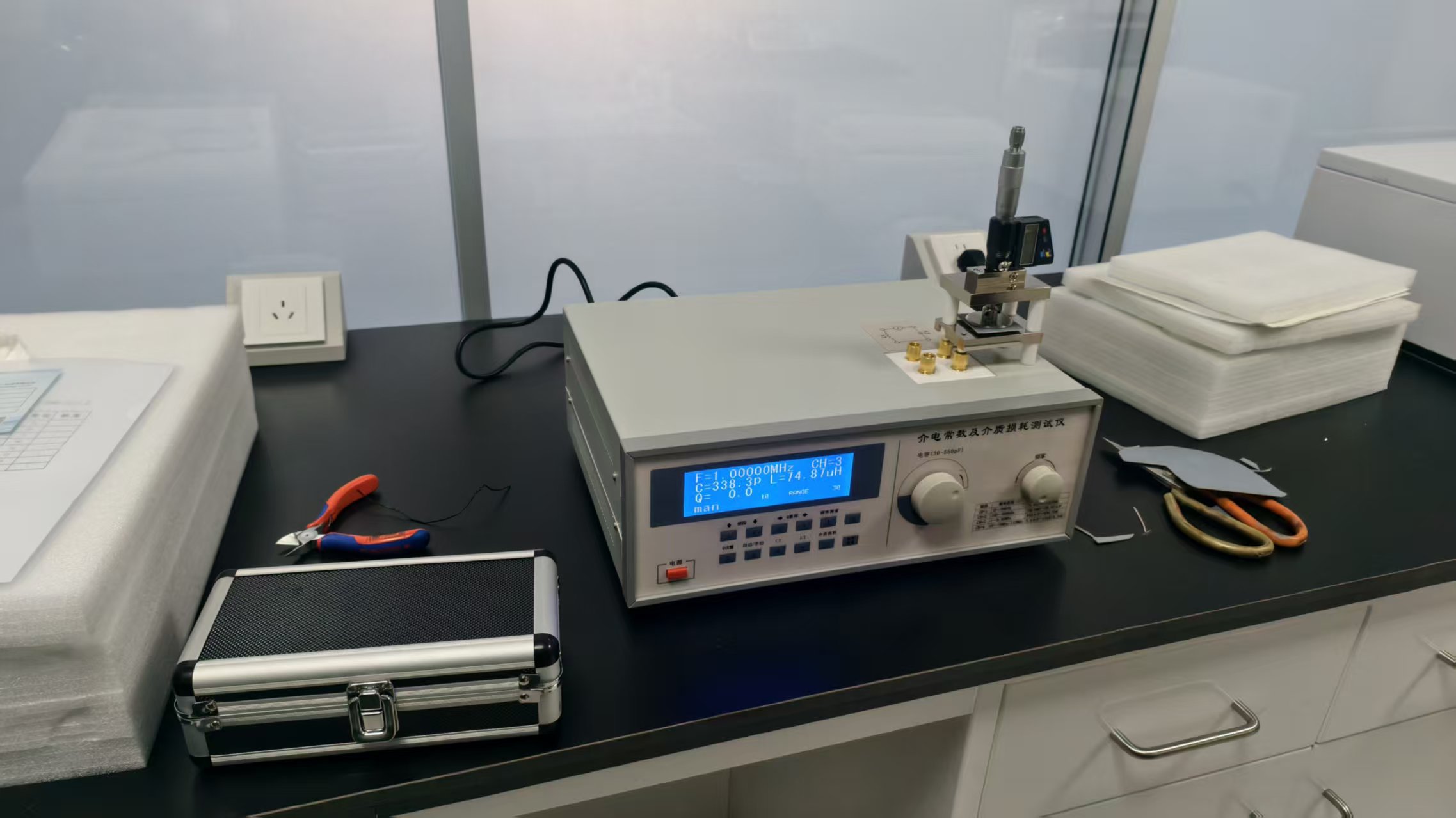 天津客户采购我司LJD-B 介电常数介质损耗测试仪